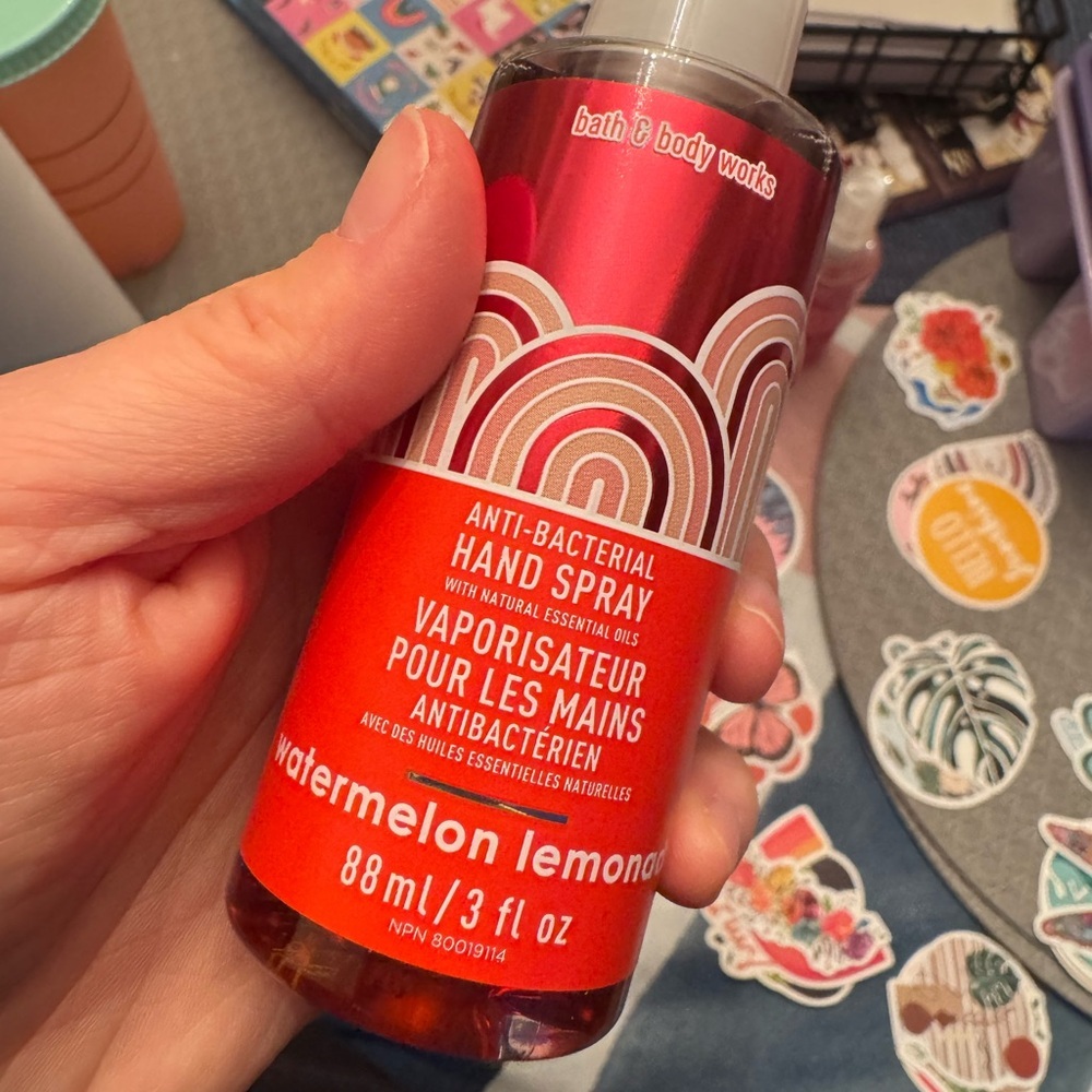 Bath & Body Works Watermelon Lemonade Hand Spray - Red- PRICE is for all !!! - Picture 3 of 4